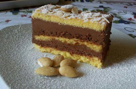 Mattonella mandorle e cioccolato
